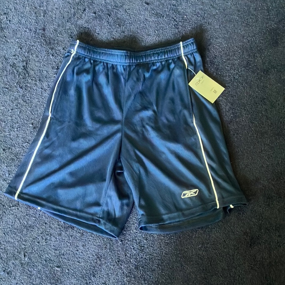 Men’s Brand New Reebok Shorts - M